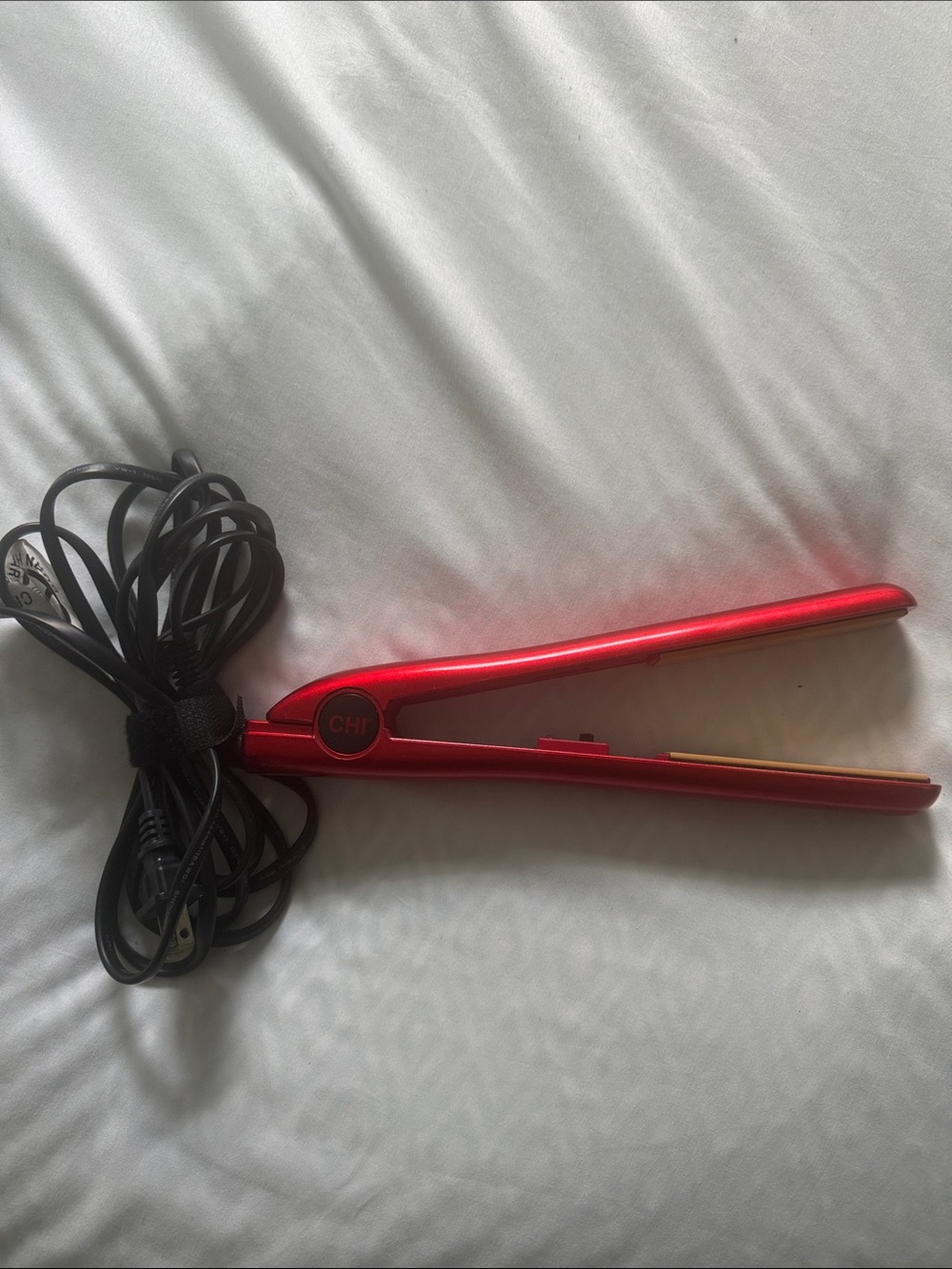 Chi Red Ceramic Hair Straightener - Flat Iron - Long Cord